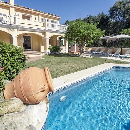 Marvelous Mansion With Pool In M26 Marbella